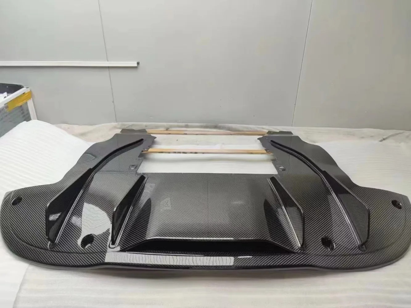 Vors Rear Diffuser High Quality Fast Delivery Dry Carbon Fiber Body Kits for  720S